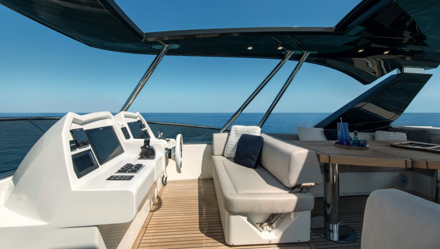 LUXUS MONTE CARLO YACHTS 21