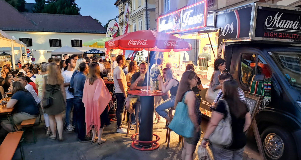 Großer Erfolg beim Streetfood Weekend am Kardinalplatz