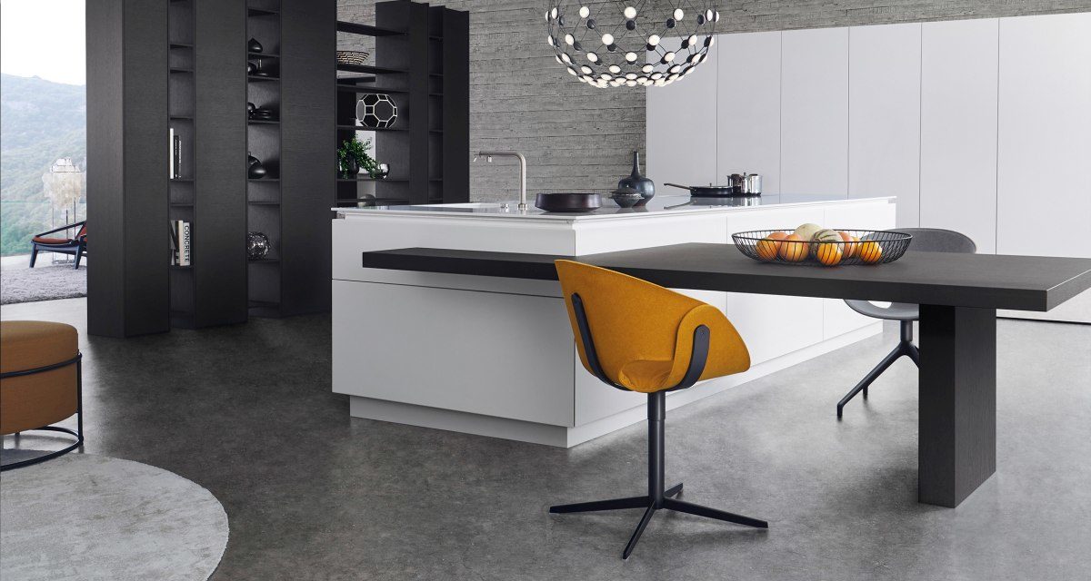 LEBENSRAUM KÜCHE: EINE MODERNE KÜCHEN-KOMPOSITION, DIE KOCHEN UND WOHNEN ELEGANT VERBINDET
